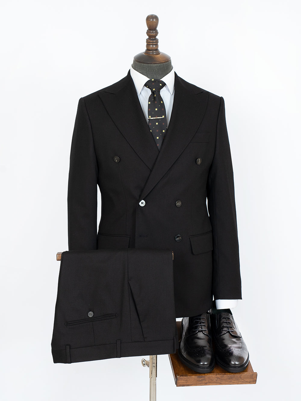 Men's Suit Custom Made to Measure Suit Bentonville D&D Clothing