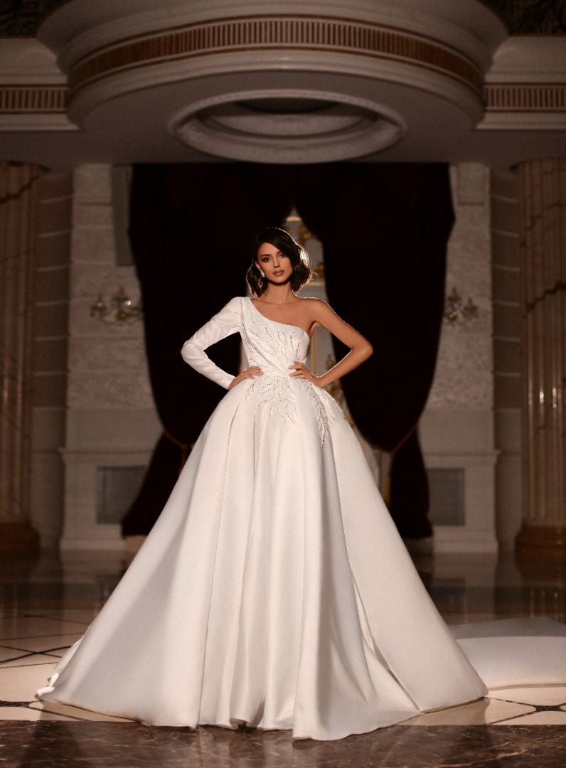 Effervescent One-Shoulder White Wedding Dress| Wedding Gowns XXL / White / Satin