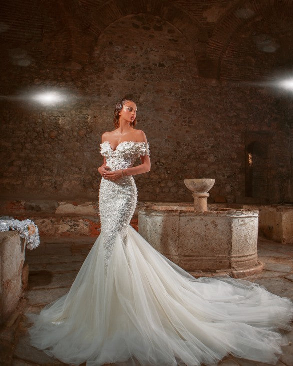 Pleasing Mermaid White Wedding Dress| Wedding Gowns Made to Measure / White / Lace