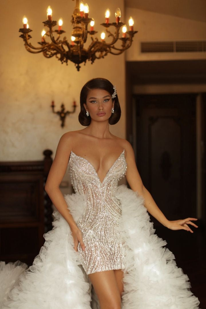 Amari Elegant Off-Shoulder Short White Wedding Dress Xs / White
