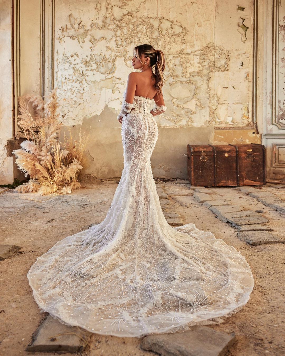 Bailey Elegant Wedding Dress Made to Measure / White