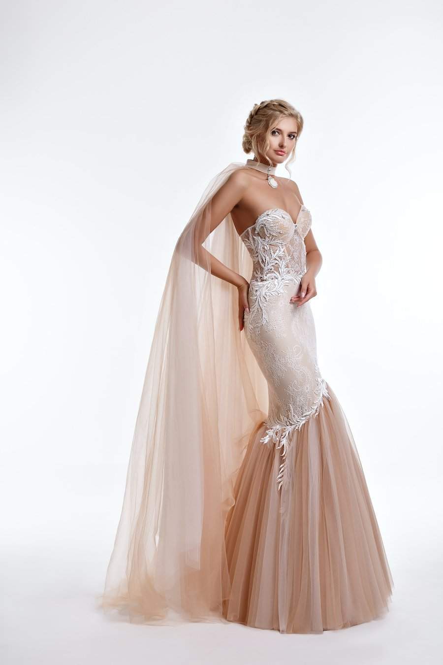 Beige Mermaid Wedding Dress MADE TO MEASURE / White / Lace Beige Mermaid Wedding Dress MADE TO MEASURE / White / Lace