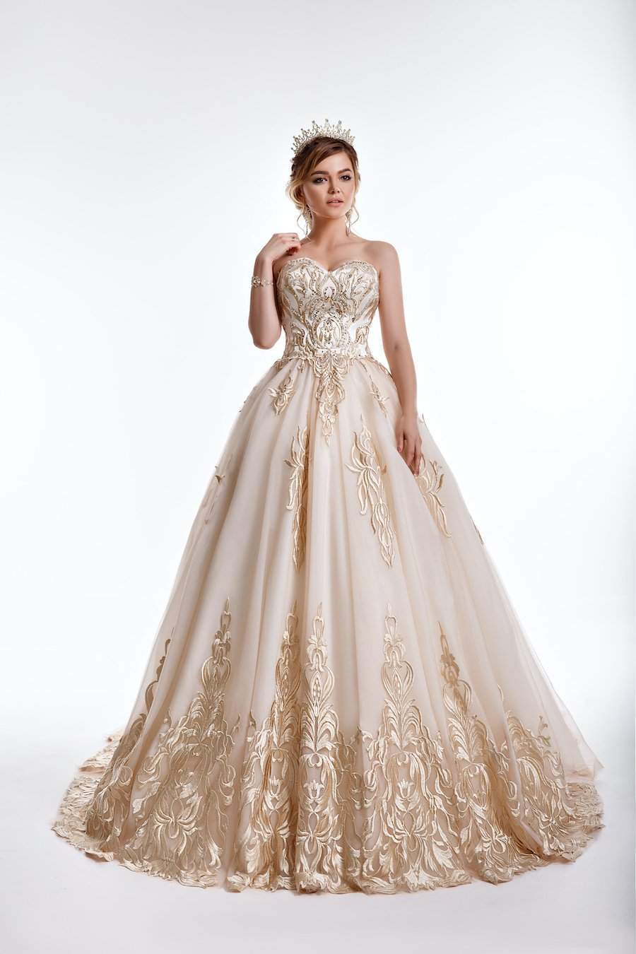 Beige A-Line Wedding Dress M / Gold / Lace