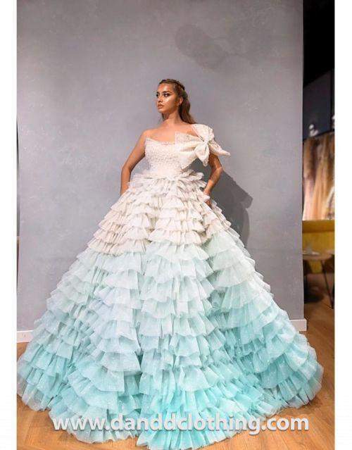 Luxury Evening Gown Light Blue and White Ruffled XXL Luxury Evening Gown Light Blue and White Ruffled XXL