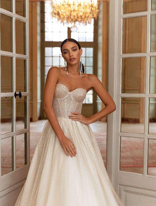Beautiful White Wedding Dress| Wedding Gowns D&D Clothing Beautiful White Wedding Dress| Wedding Gowns D&D Clothing