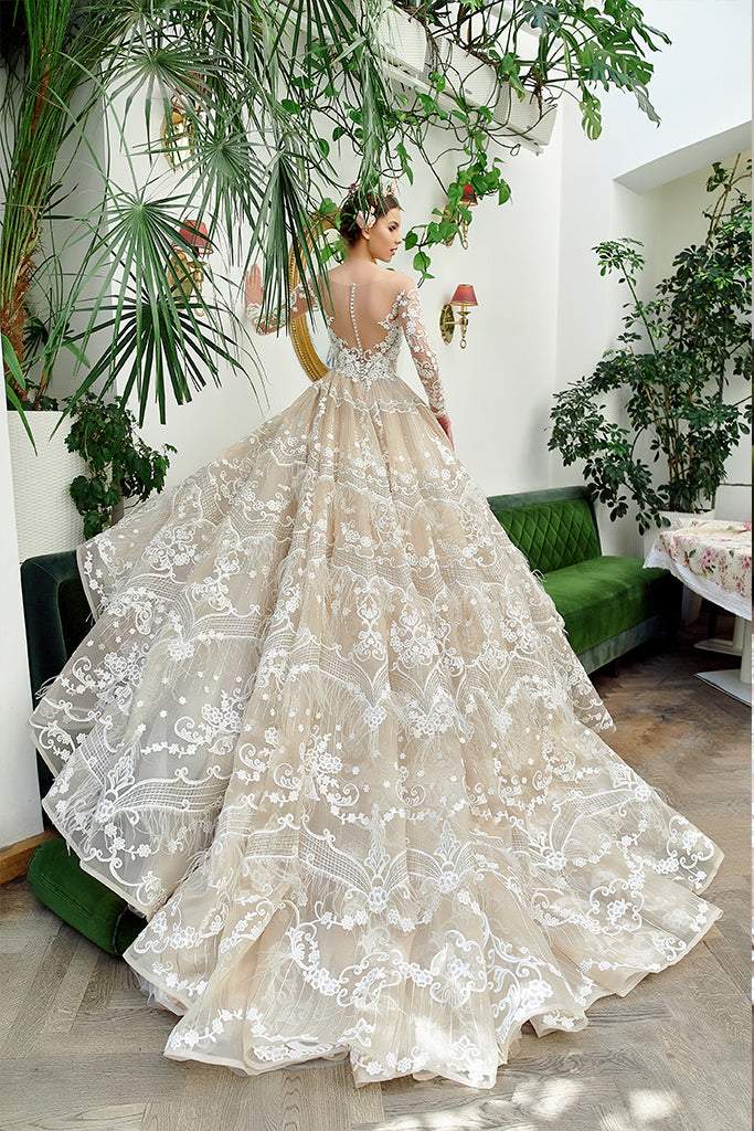 Royal Wedding Gown Long Sleeves XS / Lace Royal Wedding Gown Long Sleeves XS / Lace