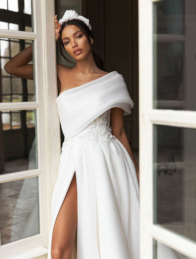 Amelia white wedding dress