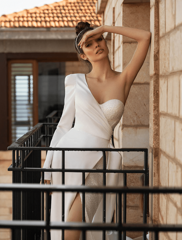 Nyomi  Elegant One-Sleeve White Wedding Dress