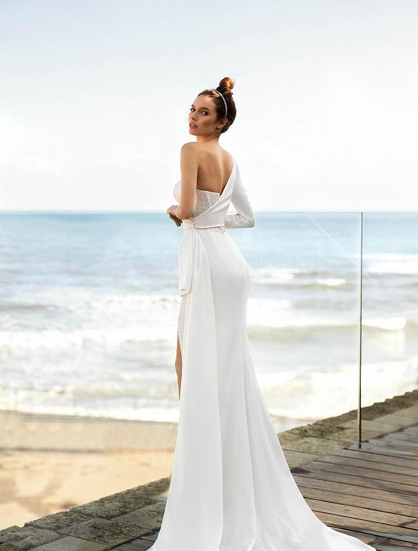 Nyomi  Elegant One-Sleeve White Wedding Dress