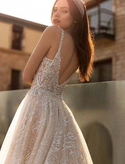 Vienna Elegant V-Neck White Wedding Dress