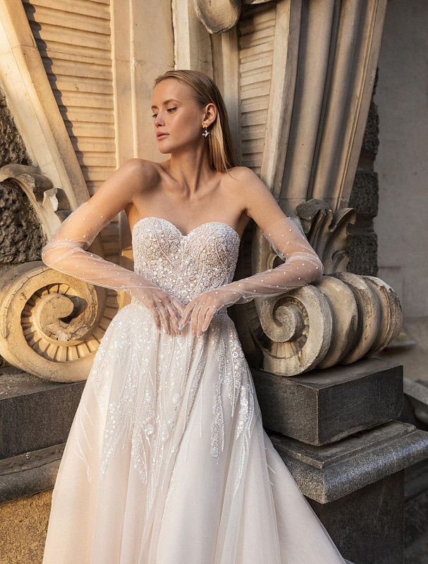 Aliana Beautiful Off-Shoulder with Gloves White Wedding Dress M / White Aliana Beautiful Off-Shoulder with Gloves White Wedding Dress M / White