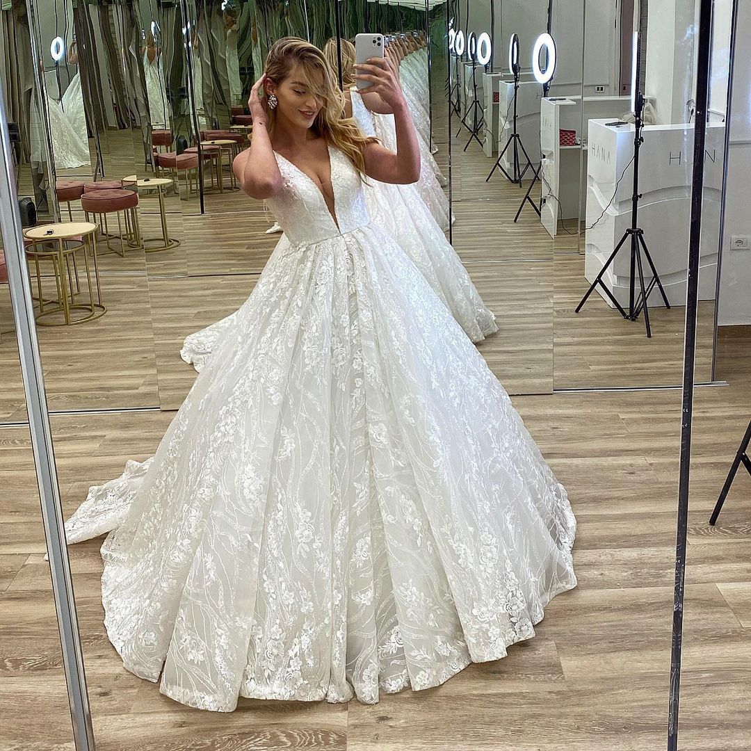 Farida Luxury White Wedding Dress