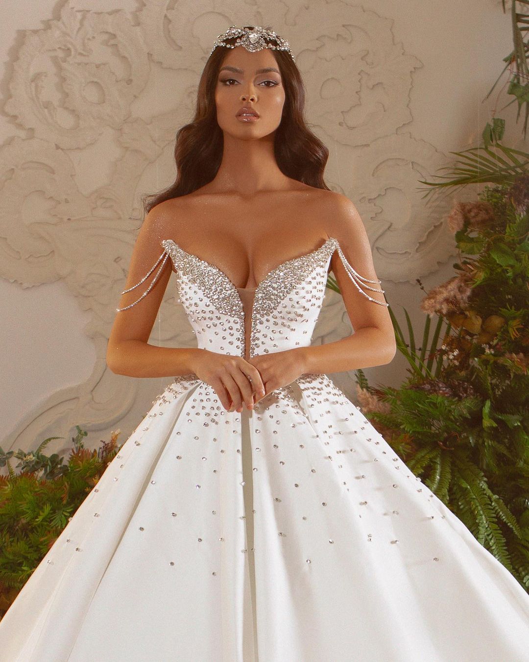 Elda Elegant  Wedding Dress