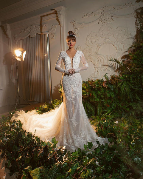 luxury white dress Elanna Wedding XS / White Color:Glossy Light Peach Henry Dresser with Changing Made with luxurious white embroidered accents