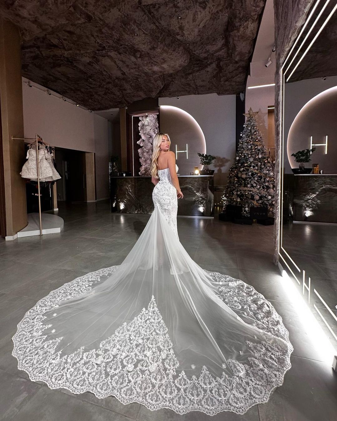 Barbara Luxury White Wedding Dress