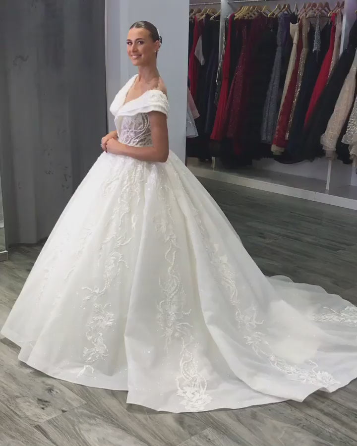 Esh Elegant  Wedding Dress