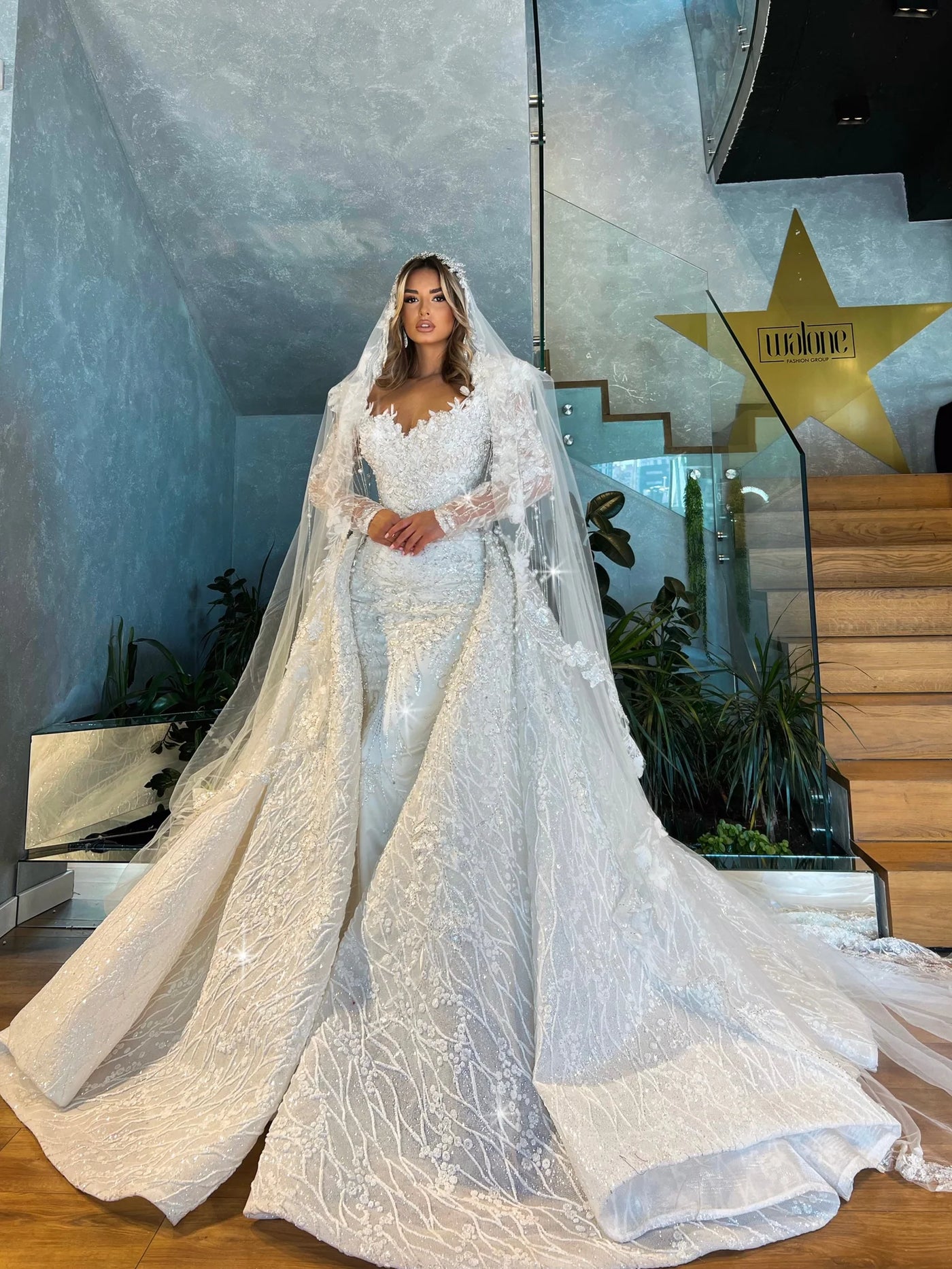 Zhuri Luxury beading 2 in 1 long sleeve Wedding Dress XXL / White Zhuri Luxury beading 2 in 1 long sleeve Wedding Dress XXL / White
