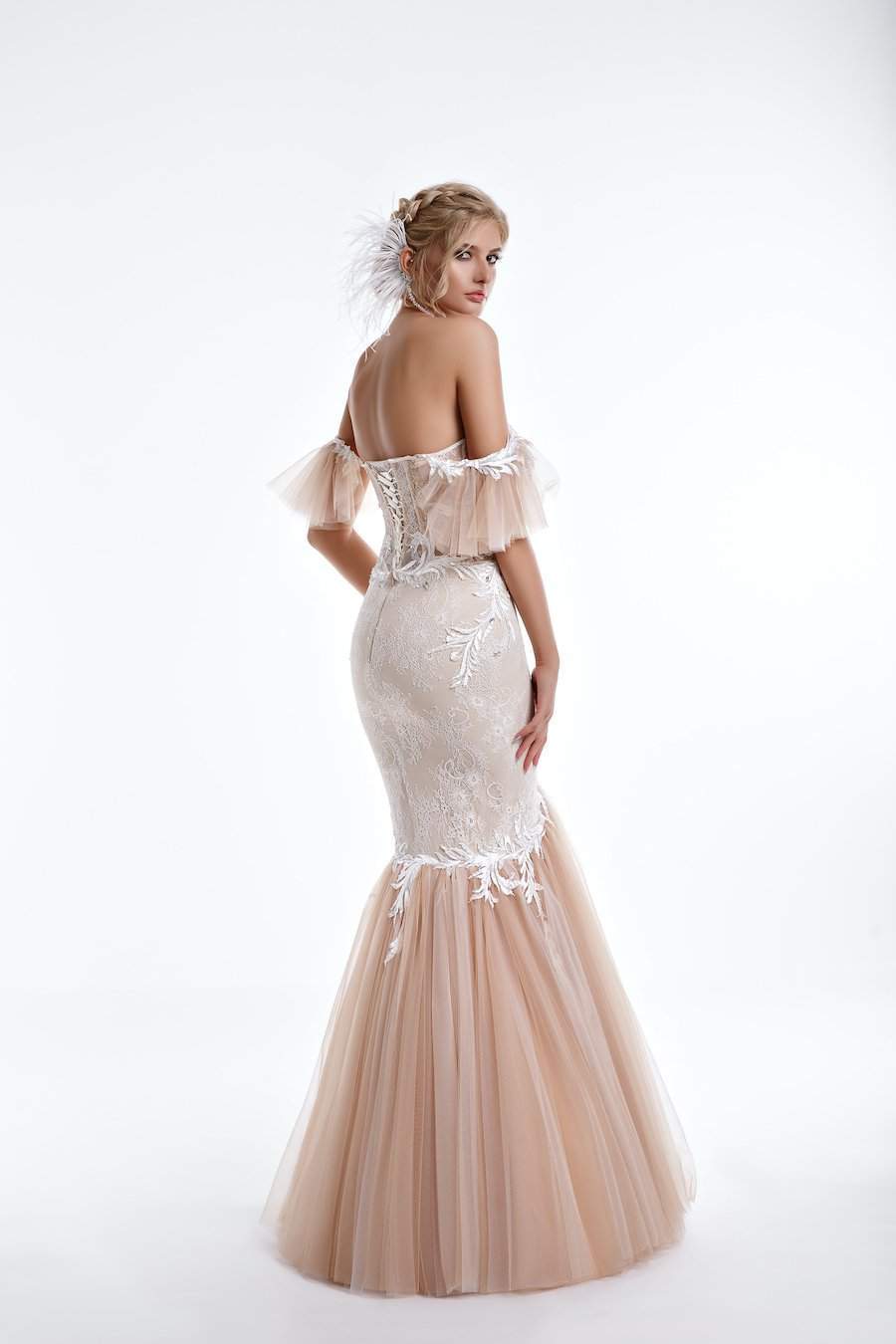 Beige Mermaid Wedding Dress MADE TO MEASURE / White / Lace Beige Mermaid Wedding Dress MADE TO MEASURE / White / Lace