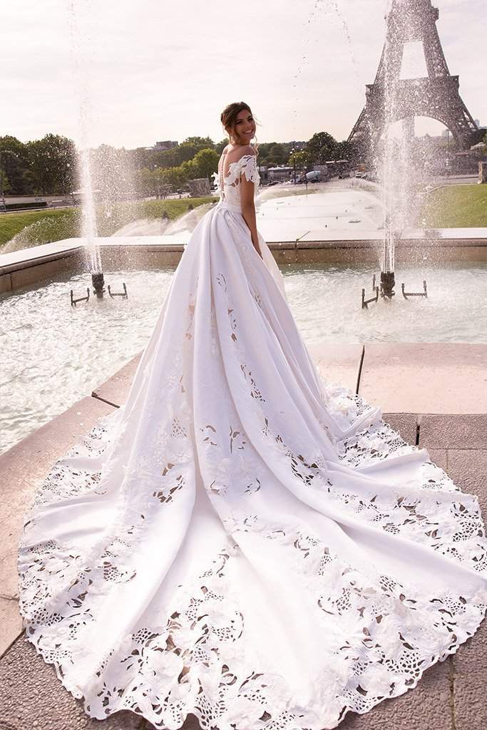 Wedding Gown Princess Dress XL / White / Lace Wedding Gown Princess Dress XL / White / Lace