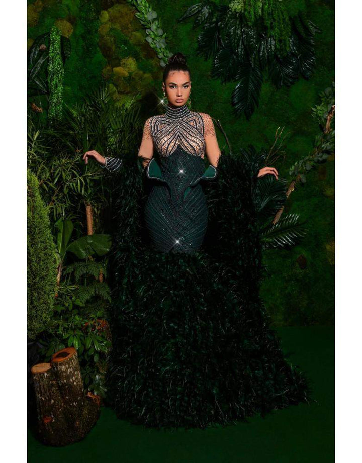 Luxury Dark Green Evening Gown with Feathers XXL
