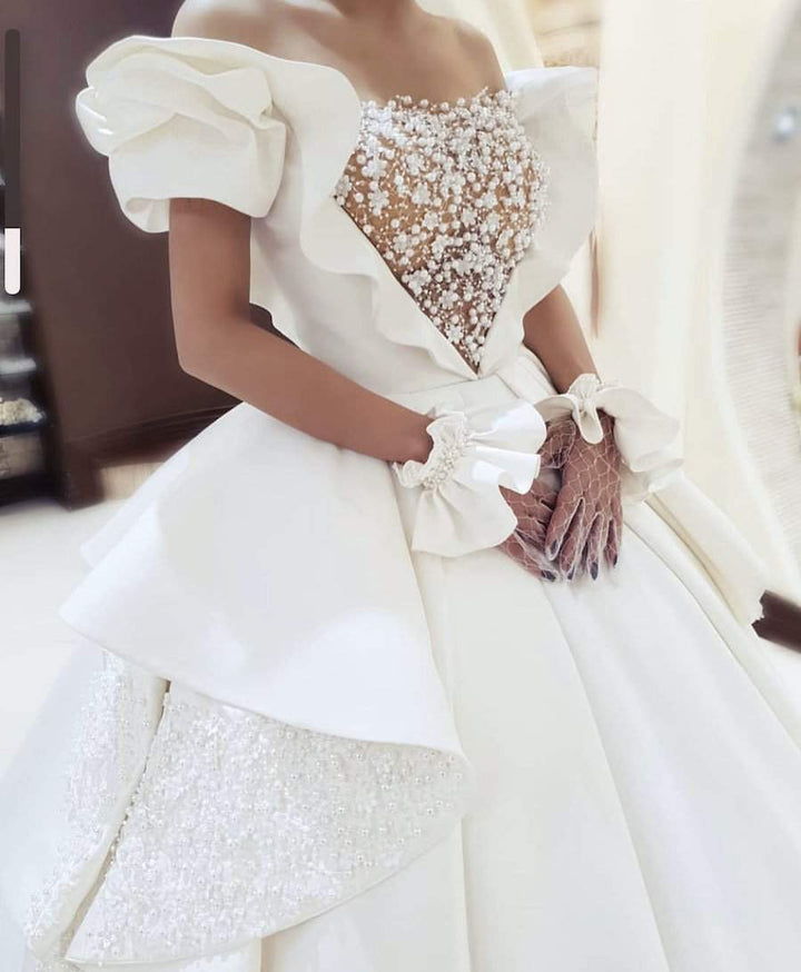 barbie dress white Doll Wedding Get on the bold White dress for Barbie doll