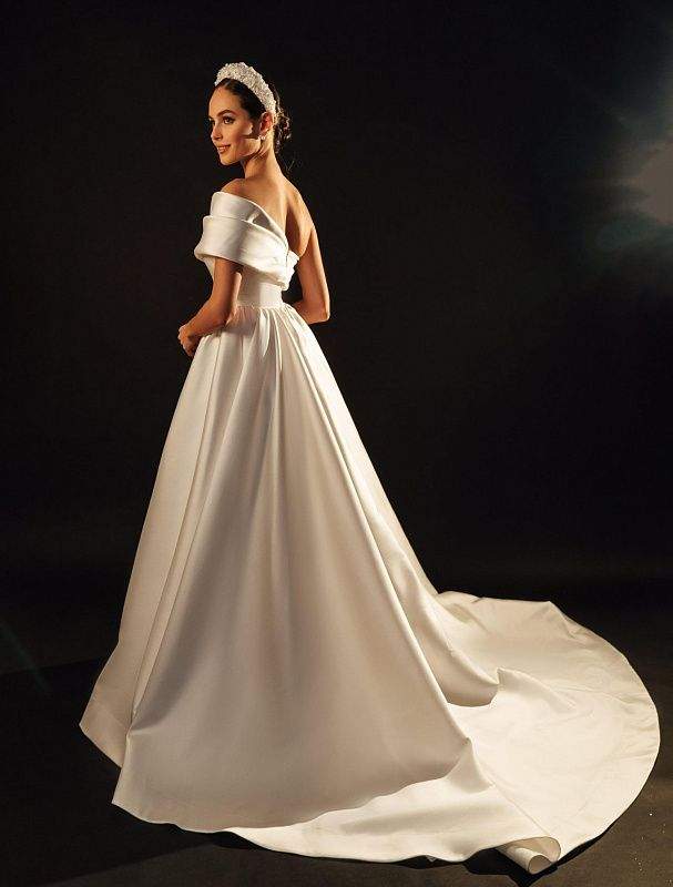 open lace back dress Stylish One Shoulder Wedding Dress
