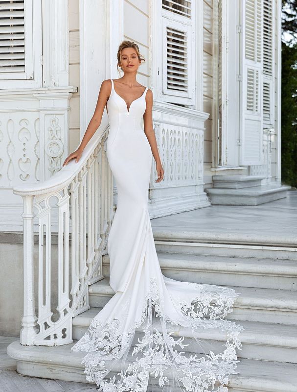 Staggering White Wedding Dress