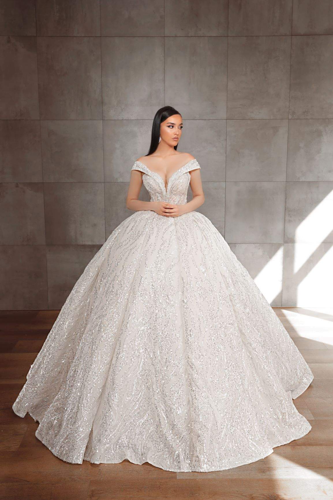 Calm White Wedding Dress-danddclothing-Ball Gown,Classic Elegant Gowns,Royal Wedding Dresses,White