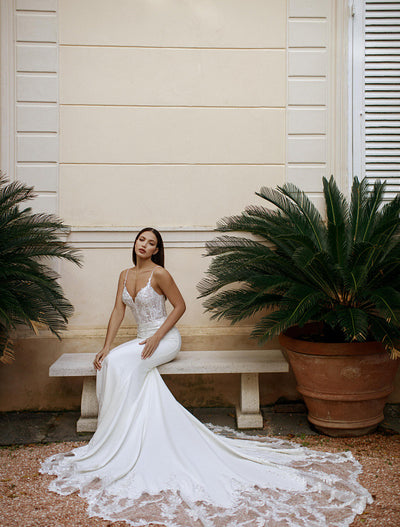Tulle V Neck Princess Gown White Wedding Dress