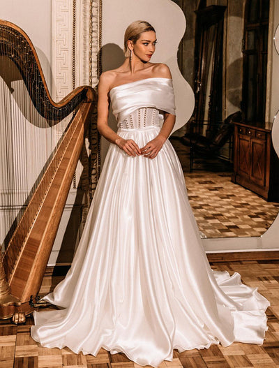 Splendiferous White Wedding Dress