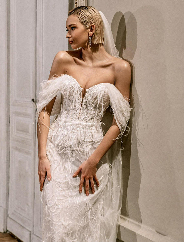 bridal dress with feathers Jazzy Feather Embroidered White Wedding Choose App Fitted Feather Maxi Wedding leslielashae's Church dresses Collection White/Flowers:Size 2