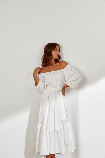 Ostentatious White Wedding Dress