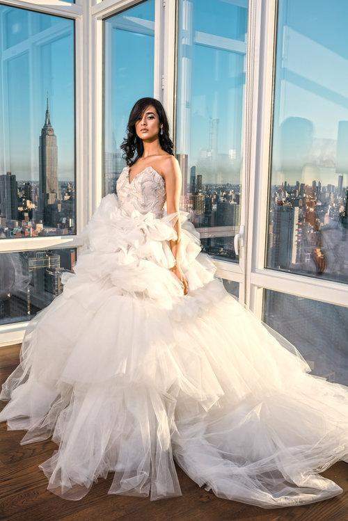 Wedding Gown With Puffy Skirt-Ball Gown,Classic Elegant Gowns,Royal Wedding Dresses,White