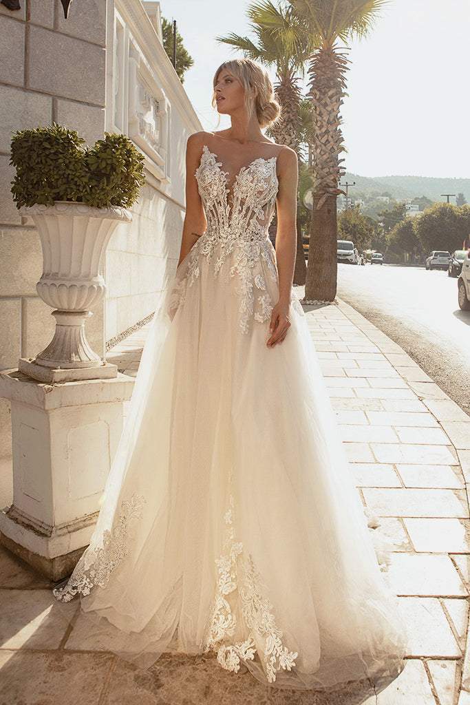 Wedding Dress Off White With Cape | Wedding Dress XXL / White / Satin Wedding Dress Off White With Cape | Wedding Dress XXL / White / Satin