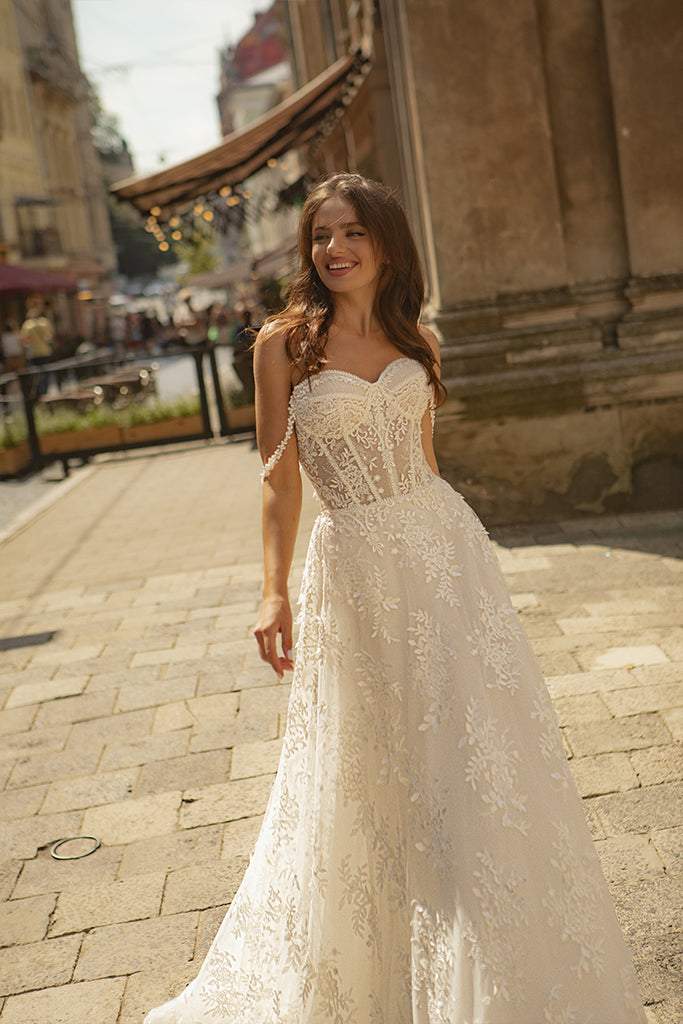 Calming Ivory Wedding Dress | Wedding Gowns L / Ivory / Lace Calming Ivory Wedding Dress | Wedding Gowns L / Ivory / Lace