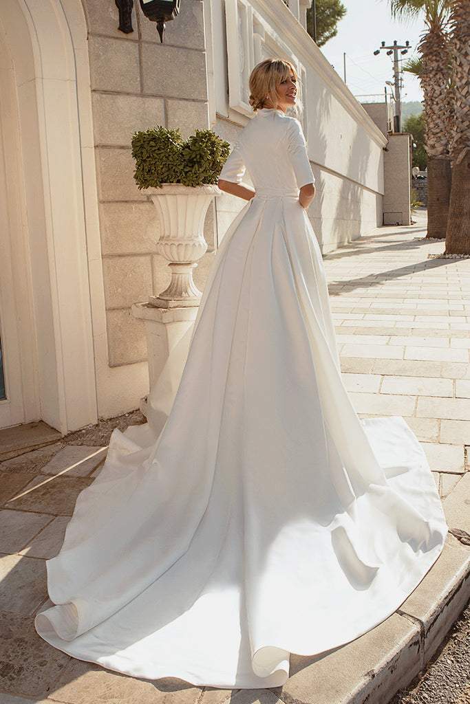 Wedding Dress Off White With Cape-danddclothing-A-line,Classic Elegant Gowns,Detachable,Royal Wedding Dresses,White