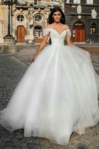 The Best Wedding Dresses With a Slit