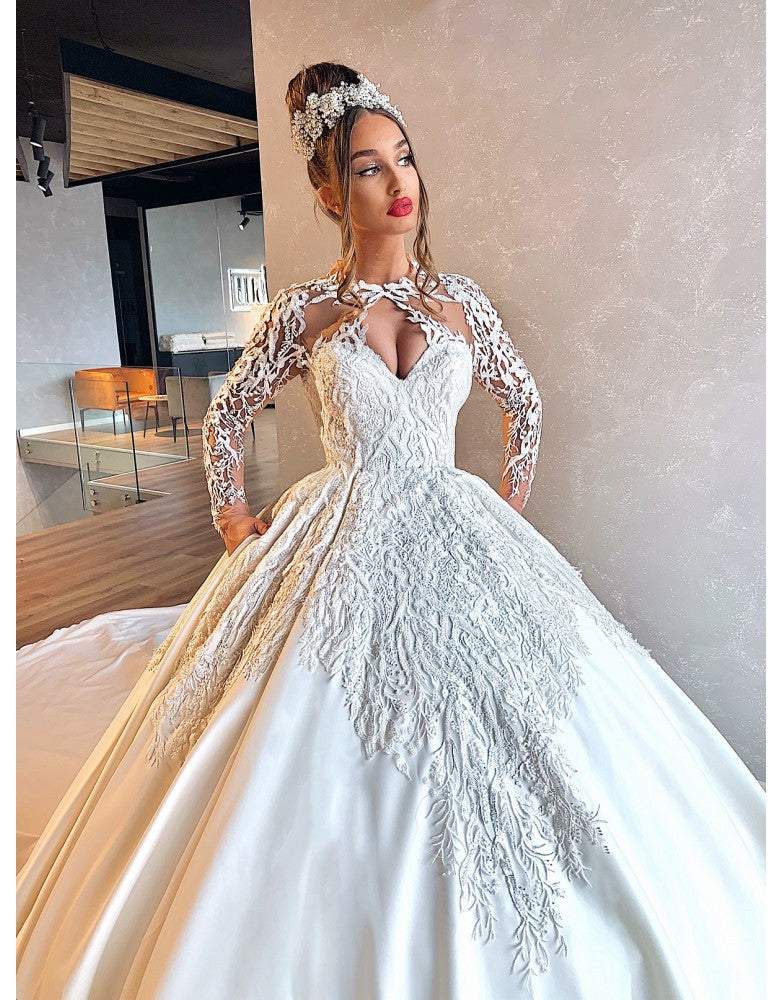 White Ball Gown With Lace – D&D Clothing