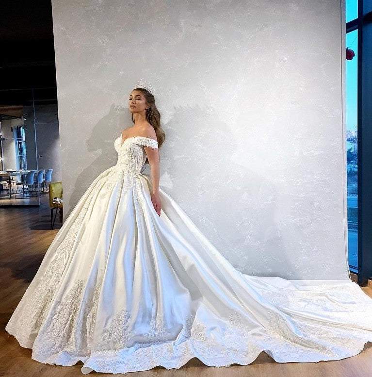 Ball Gown With Long Trail-Ball Gown,Classic Elegant Gowns,Royal Wedding Dresses,White