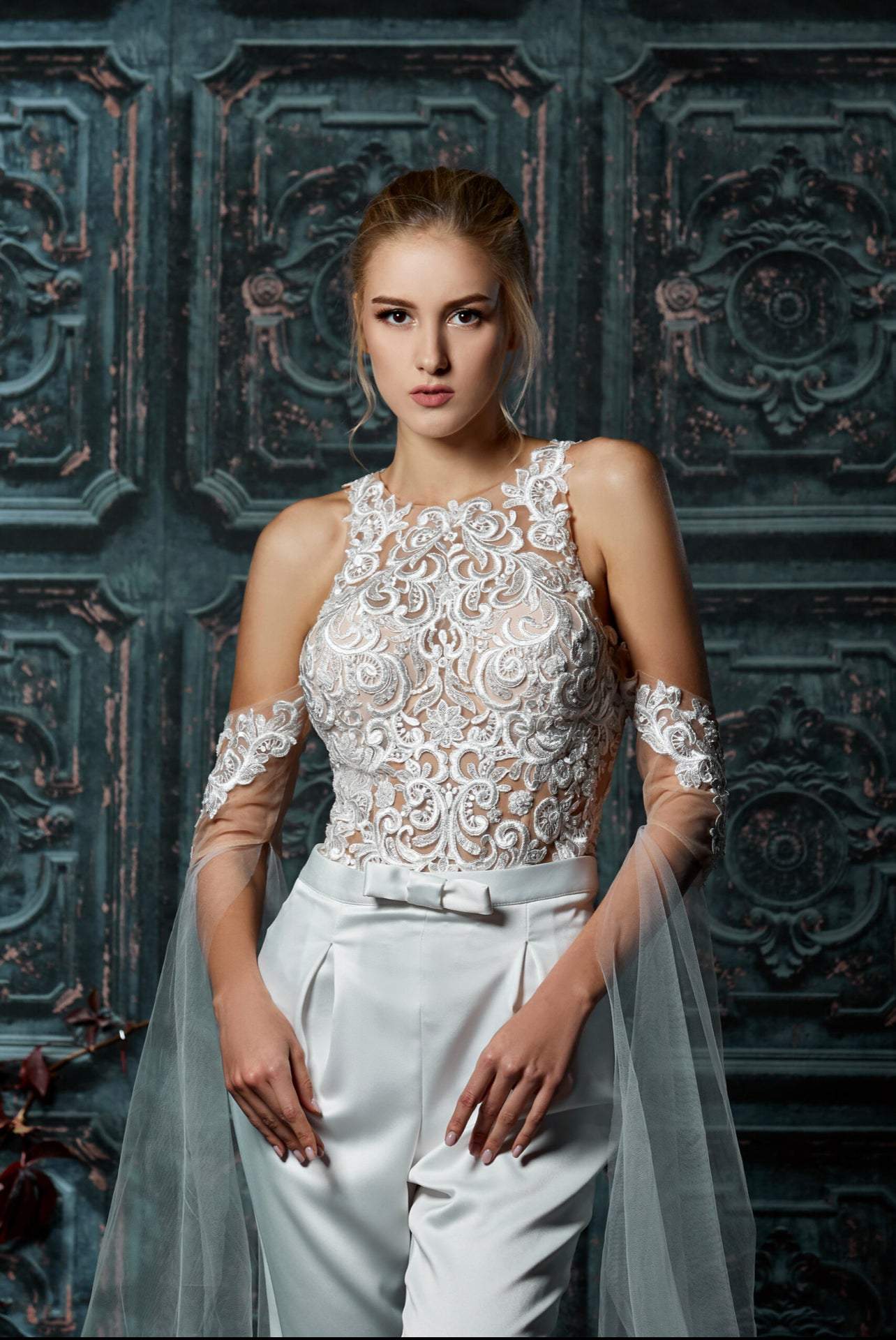 Rusty White Wedding Dress-danddclothing-Classic Elegant Gowns,Jumpsuits,Royal Wedding Dresses,White