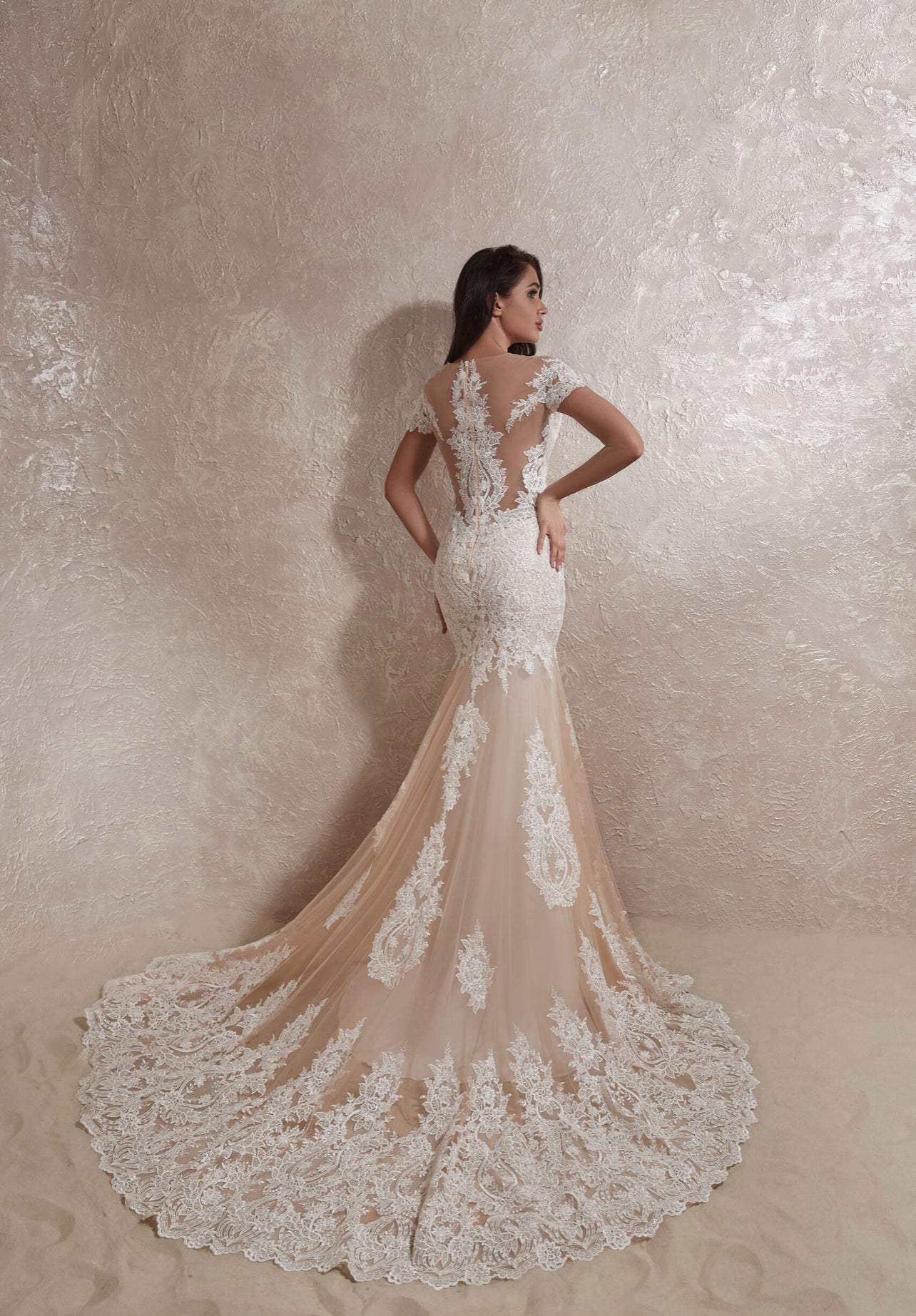 Dutch Cream Wedding Dress| Wedding Gowns L / Cream / Lace Dutch Cream Wedding Dress| Wedding Gowns L / Cream / Lace